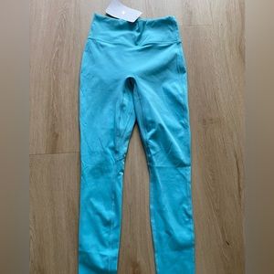 Fabletics High Waisted Motion365 Leggings